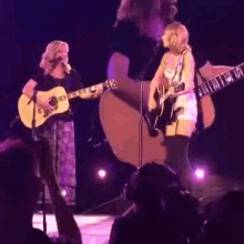 Smelly Cat GIF - Smelly Cat Friends Taylor Swift GIFs