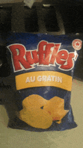 Ruffles Au Gratin GIF - Ruffles Au Gratin Chips GIFs