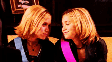 Mary Kate And Ashley Olsen GIF - Mary Kate Olsen Ashley Olsen Sisters GIFs
