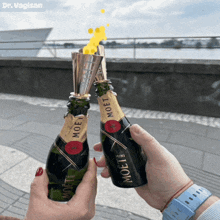 Champagne Moet GIF - Champagne Moet Cheers GIFs