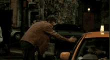 Barney Himym Himym Barney GIF - Barney Himym Himym Barney Peace Out GIFs