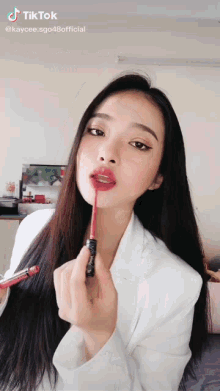 Vietnamese Girl GIF - Vietnamese Girl Makeup GIFs