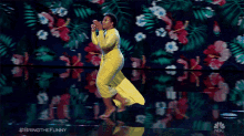 Running On Stage GIF - Running On Stage Its Over There GIFs