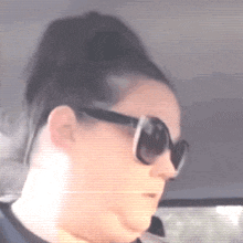 Skinny Queen Sunglasses GIF - Skinny Queen Sunglasses Skinny Queen Reacts GIFs