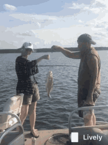 Fishing Funny GIF - Fishing Funny We Caught One GIFs