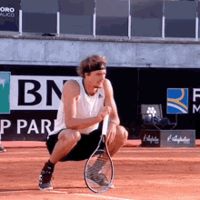 Alexander Zverev Squat GIF - Alexander Zverev Squat Tennis GIFs