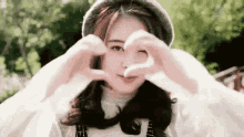 Anin Jkt48 Love GIF - Anin Jkt48 Love Sign GIFs