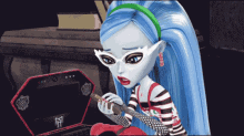 Monster High GIF - Monster High Ghoulia GIFs