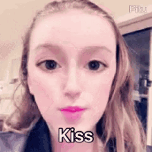 Pouting Pink Lips GIF - Pouting Pink Lips Kiss GIFs