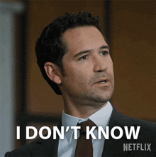 I Dont Know Mickey Haller GIF - I Dont Know Mickey Haller The Lincoln Lawyer GIFs