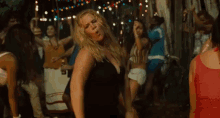 snatched amy schumer party dance party partying