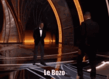 Le Bozo L Bozo Ratio GIF - Le Bozo L Bozo Ratio Dropped This L GIFs