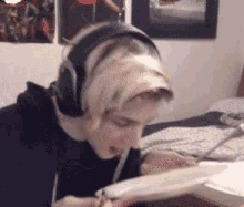 Xqc Lick Plate GIF - Xqc Lick Plate Delicious GIFs