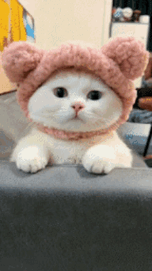 GIF