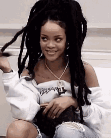 Rihanna Dreadlocks GIF - Rihanna Dreadlocks Smiling GIFs