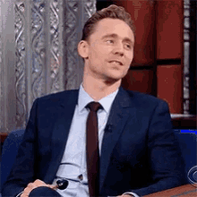 Ok Tom GIF - Ok Tom Hiddleston GIFs