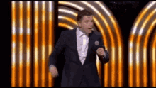 Lee Evans Fishing GIF - Lee Evans Fishing Stand Up Comedian GIFs