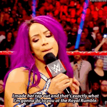Sasha Banks Made Her Tap Out GIF - Sasha Banks Made Her Tap Out Royal Rumble GIFs