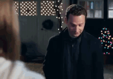 Love Actually - Mark And Jiluet GIF - Love Actually Mark And Juliet Thumbs Up GIFs