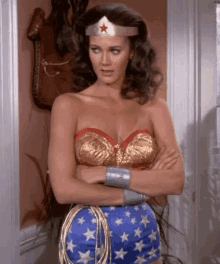 Wonder Woman Head Shake GIF - Wonder Woman Head Shake Uhh GIFs