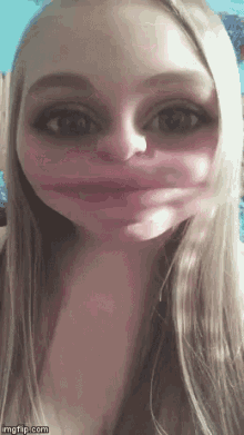 smile kiss distorted face snapchat