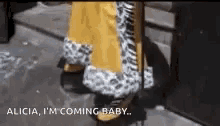 Pimp Im Coming Baby GIF - Pimp Im Coming Baby Fly Guy GIFs