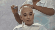 Bald Woman Beautiful GIF - Bald Woman Beautiful Salon GIFs