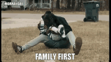 Morray Trenches GIF - Morray Trenches Family GIFs