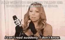 I Cant Read Mariah Carey GIF - I Cant Read Mariah Carey Idk GIFs