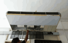 Servis Aircond Lumut Sri Manjung Perak GIF