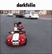 Darkfélin Friends GIF - Darkfélin Friends Car GIFs