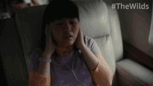 Nervous The Wilds GIF - Nervous The Wilds Fear Of Flying GIFs