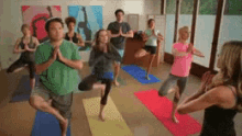 Yoga Lesson Fail GIF - Yoga Fail Lesson GIFs