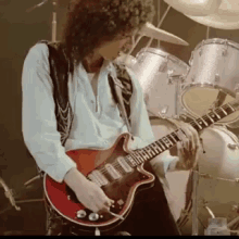 Brian May Queen Band GIF - Brian May Queen Band Curly Hair GIFs
