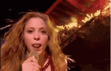 Shakira Super Bowl GIF - Shakira Super Bowl Halftime Show GIFs