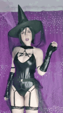 Cosplay Witch GIF - Cosplay Witch Halloween GIFs