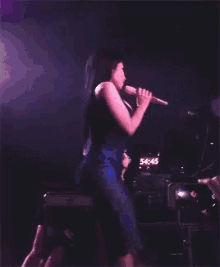 Nicki Minaj Sing GIF - Nicki Minaj Sing Singer GIFs