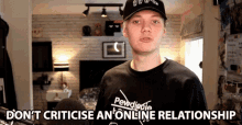 Dont Criticise An Online Relationship Niall Comas GIF