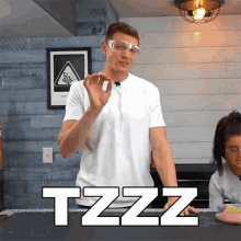 Tzzz Kevin GIF - Tzzz Kevin The King Of Random GIFs