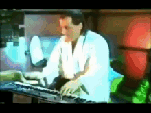 1980s Keyboard GIF - 1980s Keyboard Rock Out GIFs