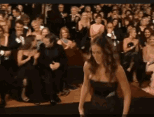 Sarah Jessica Parker Happy GIF - Sarah Jessica Parker Happy Emmy GIFs