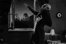 Nosferatu Count Orlok GIF - Nosferatu Count Orlok Max Schreck GIFs