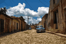 Personalized Cuba Tours Car GIF - Personalized Cuba Tours Car City GIFs