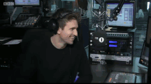 Niall Horan Smile GIF - Niall Horan Smile Laugh GIFs