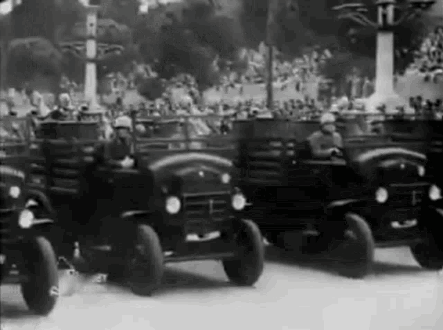 Regio Esercito Parade GIF - Regio Esercito Parade Roma GIFs