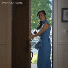 Closing The Door Kate GIF - Closing The Door Kate Kate Foster GIFs