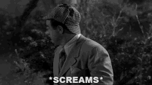 Screams Lou Francis GIF - Screams Lou Francis Abbott And Costello Meet The Invisible Man GIFs