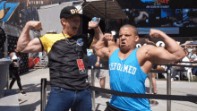 Flexing Ripped GIF - Flexing Ripped Muscles GIFs