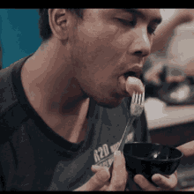 Ismaaa Licking GIF - Ismaaa Licking Food GIFs