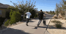 Thats How You Steal A Bike Thats How You Do It GIF - Thats How You Steal A Bike Thats How You Do It Thats How Its Done GIFs